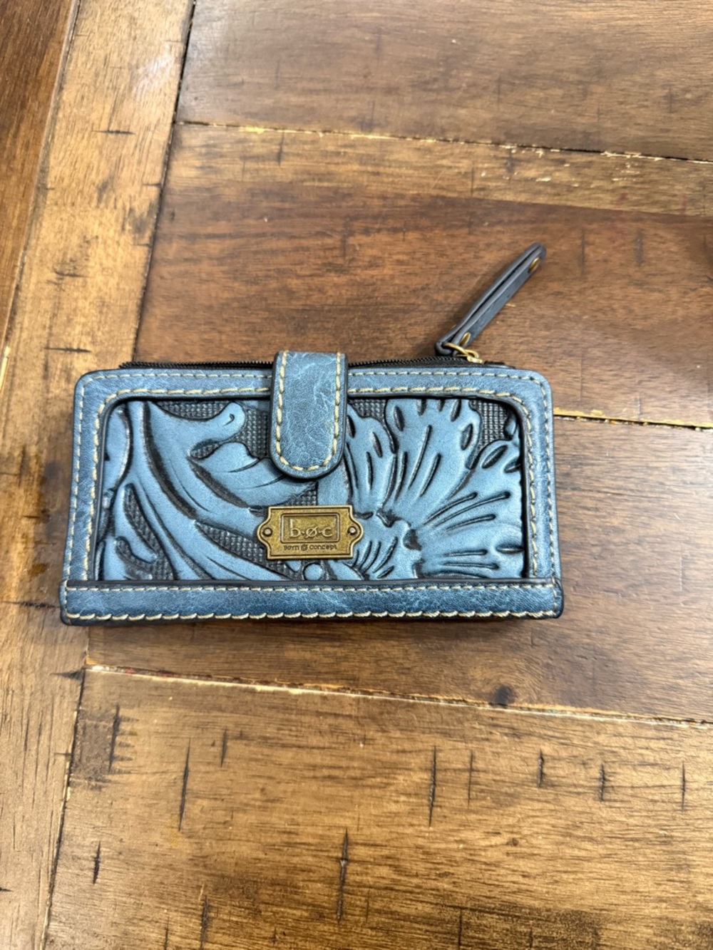 b.o.c. Embossed Teal Leather Zip Card Wallet